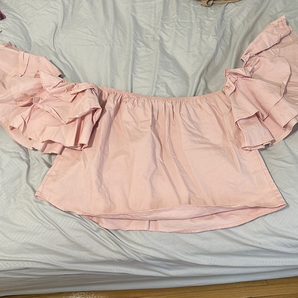 Super cute baby pink crop top
